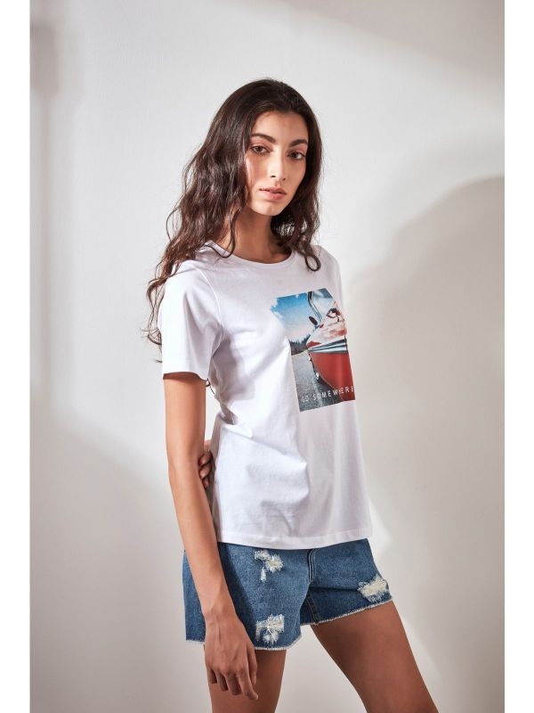 COVERSTORY Go Somewhere Statement Tee