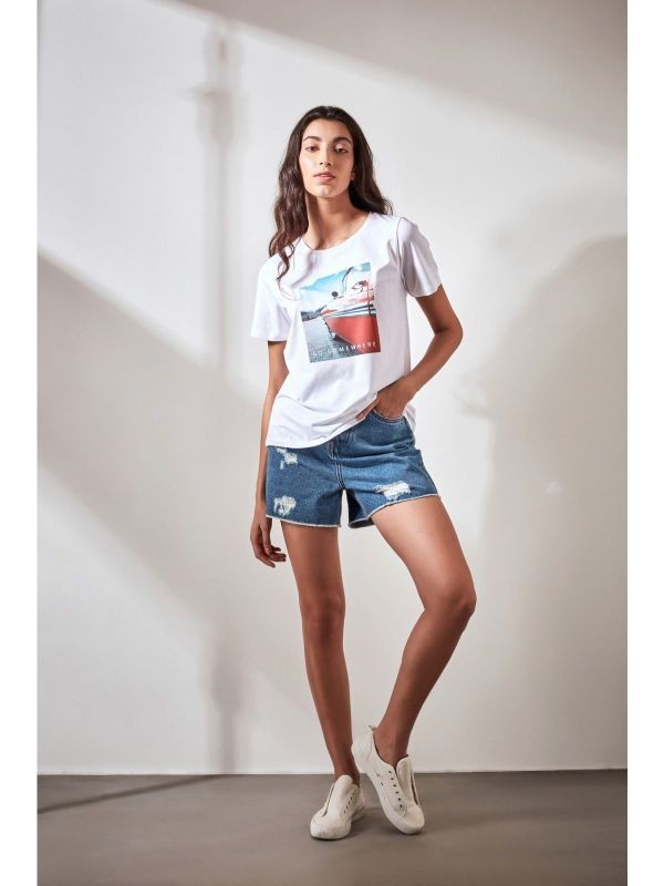 COVERSTORY Go Somewhere Statement Tee